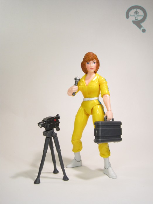 #3327: April O’Neil | The Figure In Question