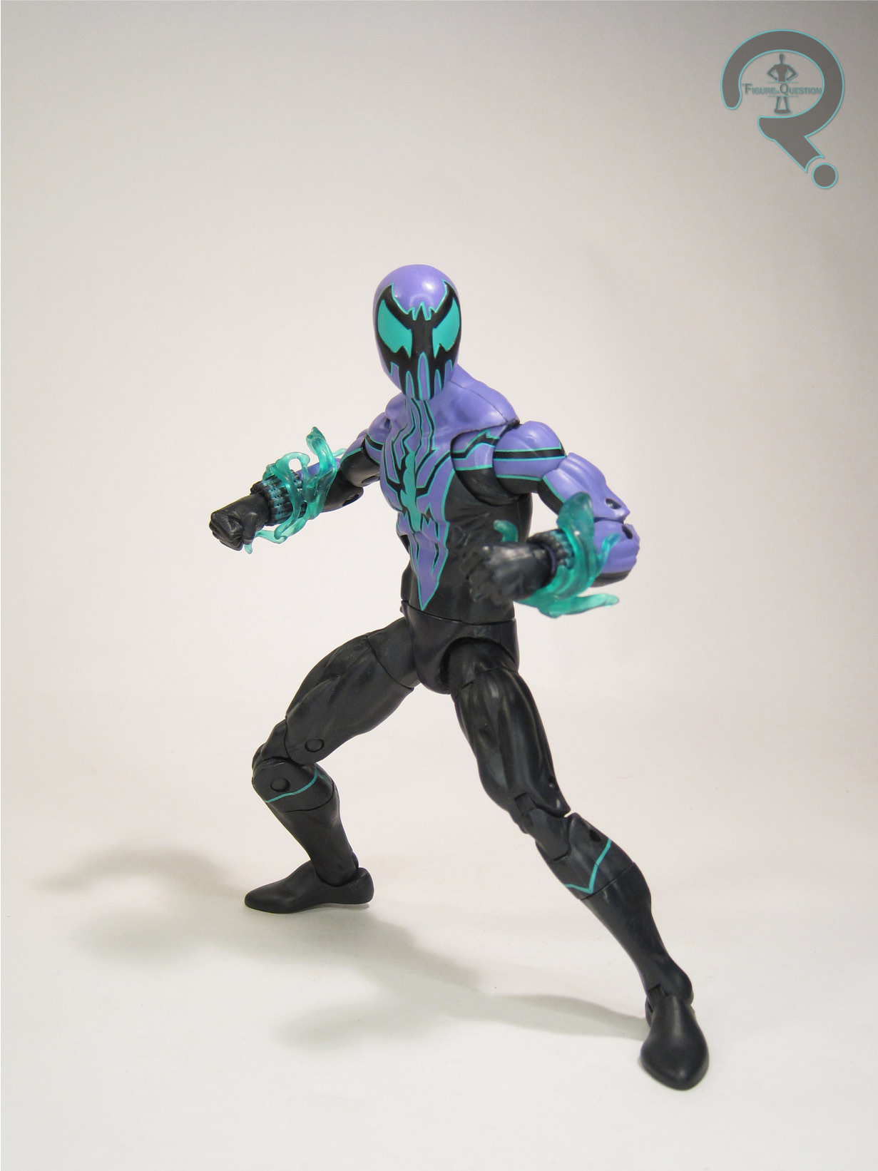 thumbnail image 2 of Hasbro Marvel Legends Scarlet Spider 6-inch Action Figure – 2024 Comic Edition 2 of 6